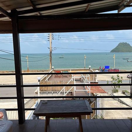 Grandmabalcony Bed & Breakfast Prachuap Khiri Khan Exterior photo