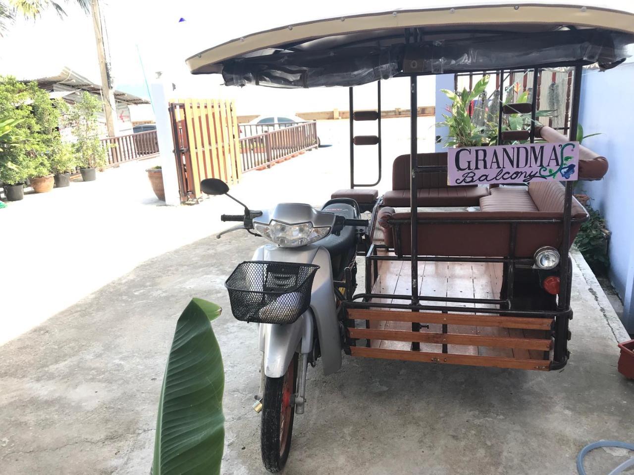 Grandmabalcony Bed & Breakfast Prachuap Khiri Khan Exterior photo